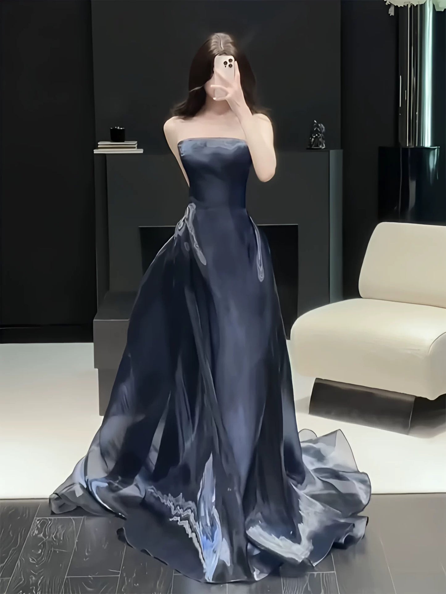 Charmante Abschlussballkleider Meerjungfrau Trägerlos Marineblau Organza Langes Abendkleid N3914
