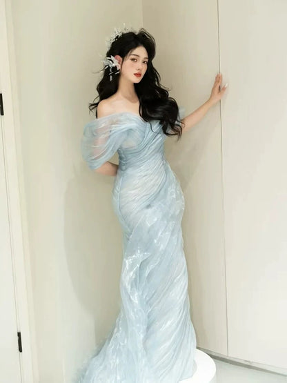 Charmante Abschlussballkleider Meerjungfrau schulterfrei Hellblau Organza Langes formelles Abendkleid N3917