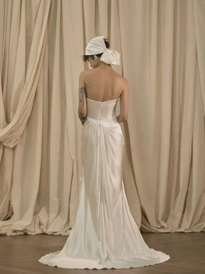Robes de mariée romantiques Sirène Cœur Blanc Satin Style Français Robe de Mariée Jardin d'Été N3935