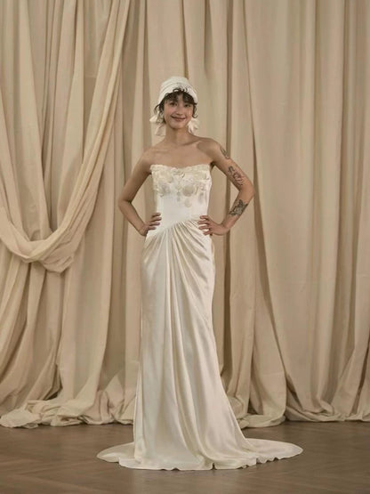 Robes de mariée romantiques Sirène Cœur Blanc Satin Style Français Robe de Mariée Jardin d'Été N3935