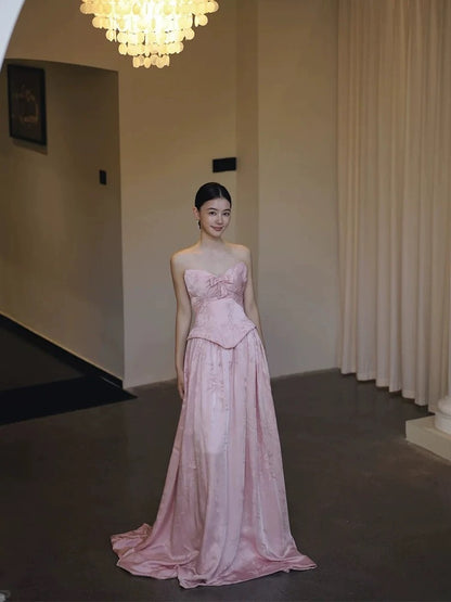 Robes de soirée simples en satin rose coupe trapèze, bustier en cœur, pour le printemps, l'été, la plage, pour invitées de mariage N3947