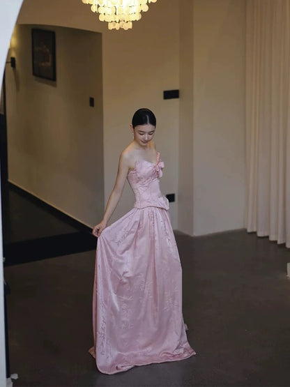Robes de soirée simples en satin rose coupe trapèze, bustier en cœur, pour le printemps, l'été, la plage, pour invitées de mariage N3947