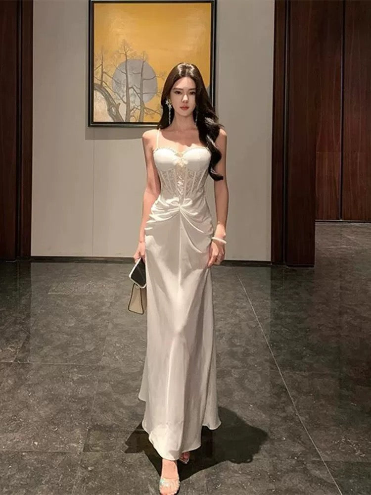 Elegante Abschlussballkleider Meerjungfrau Spaghettiträger Weiß Spitze Langes Abendkleid N3964