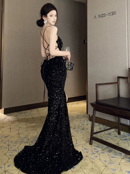 Elegante Abschlussballkleider Meerjungfrau Spaghettiträger Smoking Pailletten Rückenfrei Langes Formelles Abendkleid N3968