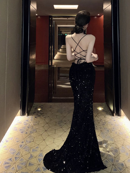 Elegante Abschlussballkleider Meerjungfrau Spaghettiträger Smoking Pailletten Rückenfrei Langes Formelles Abendkleid N3968