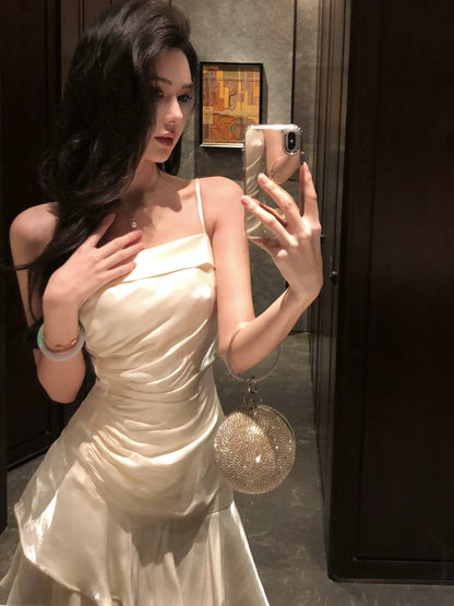 Elegante Meerjungfrauen-Abschlussballkleider mit Spaghettiträgern, Weiß, mit Falten, formelles Abendkleid N3976