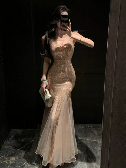 Meerjungfrau-Spaghetti-Träger-Champagner-Pailletten 21. Geburtstag Elegantes Outfit Sommer Strand Formelle Hochzeitsgastkleider N3978