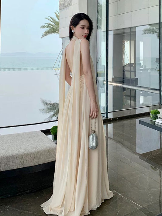 Einfache Ballkleider A-Linie Neckholder Champagner Chiffon mit Band Abendkleid Formelles langes Ballkleid N3994