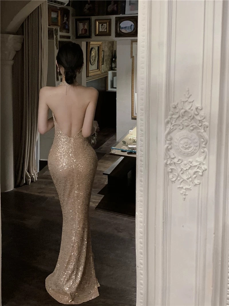 Bescheidene Meerjungfrau-Neckholder-Pailletten-Champagner-21. Geburtstag-elegantes Outfit Sommer-formelle Hochzeitsgastkleider N4002