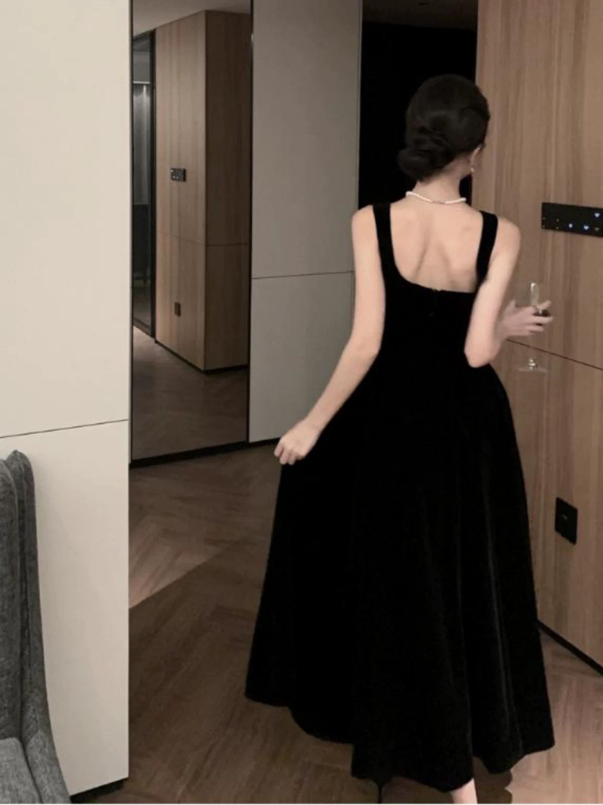 Bescheidenes A-Linien-Samtkleid mit eckigem Ausschnitt in Schwarz für den 21. Geburtstag, elegantes Outfit, formelle Kleider für Hochzeitsgäste N4010
