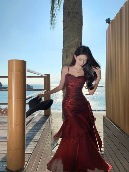 Sexy Meerjungfrau Spaghettiträger 21. Geburtstag Elegante Outfits Burgund Lange Hochzeitsgastkleider N4014