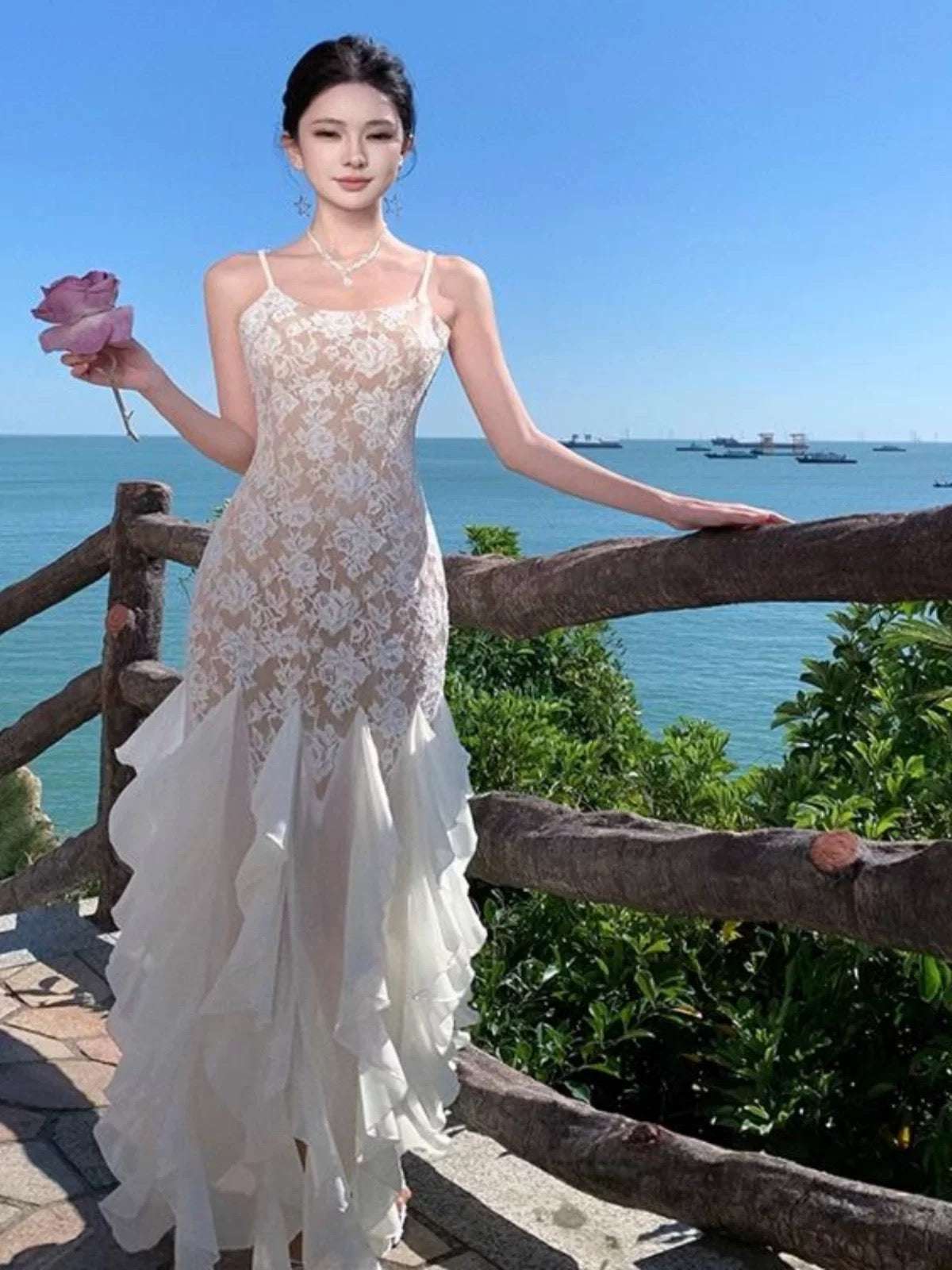 Robe de soirée élégante sirène blanche en dentelle à fines bretelles pour 21ème anniversaire, longueur ras du sol, pour invitée de mariage N4022