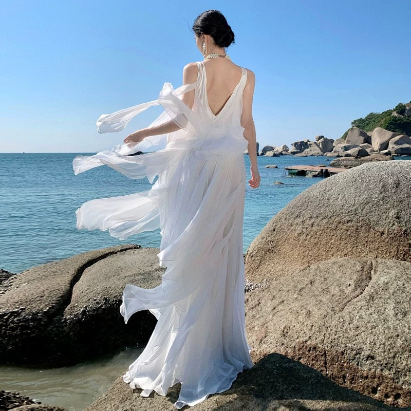 Robe trapèze en mousseline blanche à col en V et volants pour les 19 ans - Tenue élégante d'été pour invitée de mariage N4073