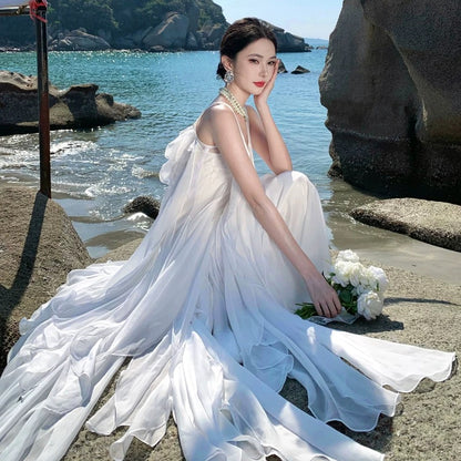 Robe trapèze en mousseline blanche à col en V et volants pour les 19 ans - Tenue élégante d'été pour invitée de mariage N4073