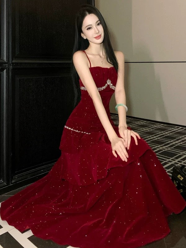 Robe de soirée élégante sirène bordeaux en velours à fines bretelles pour 19e anniversaire et invitée de mariage N4078