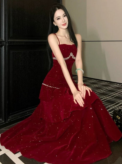 Robe de soirée élégante sirène bordeaux en velours à fines bretelles pour 19e anniversaire et invitée de mariage N4078