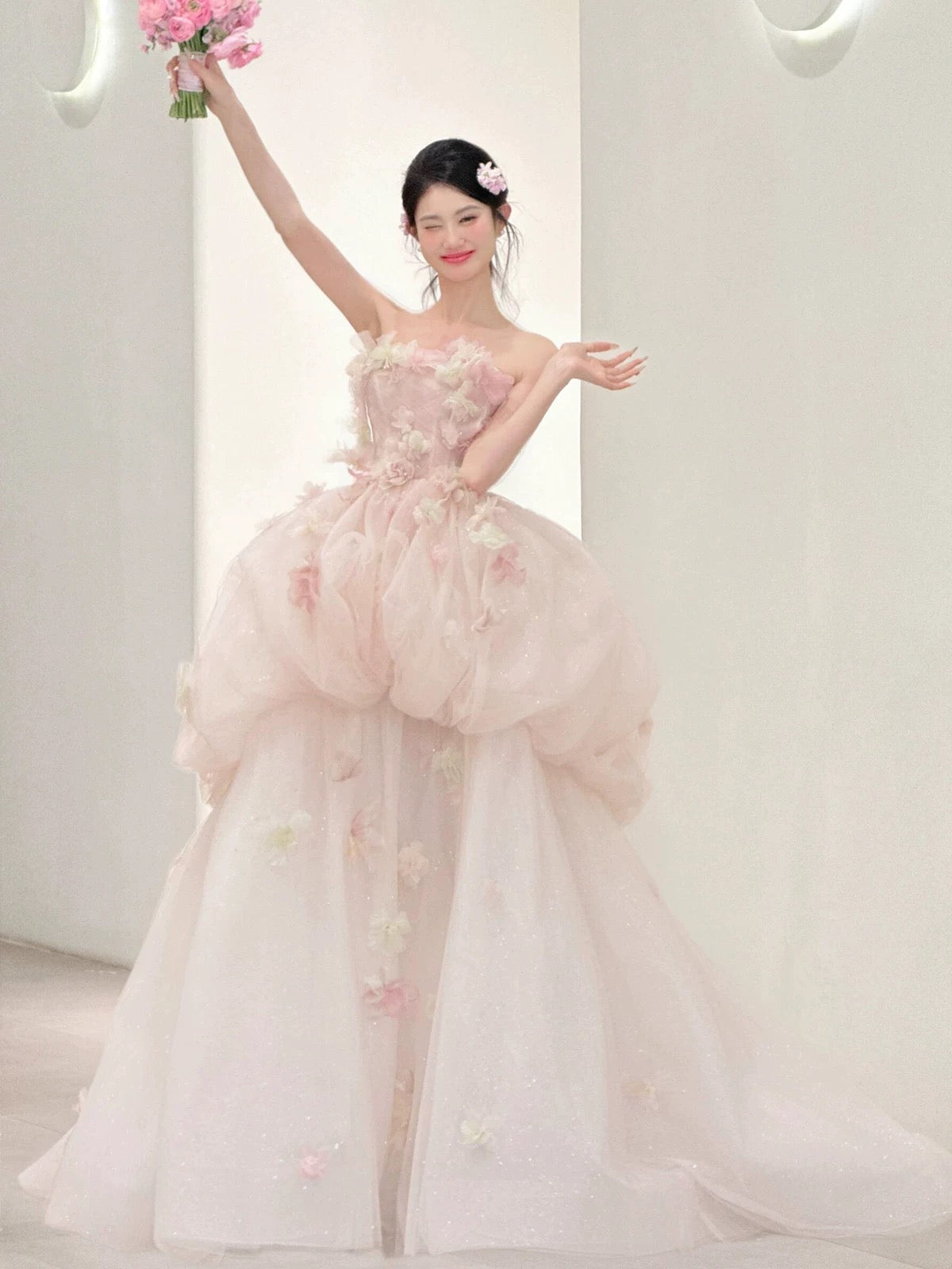 Glittery Prom Dress Ball Gown Strapless Tulle Pink With Flowers Floor Length Quinceanera Dresses Party Formal Outfits RB5236