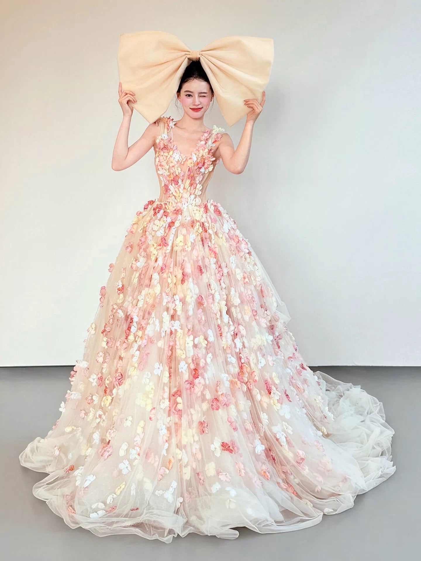 Sweet Prom Dress Ball Gown V Tulle Pink With Flowers Floor Length Quinceanera Dresses Party Formal Outfits RB5240