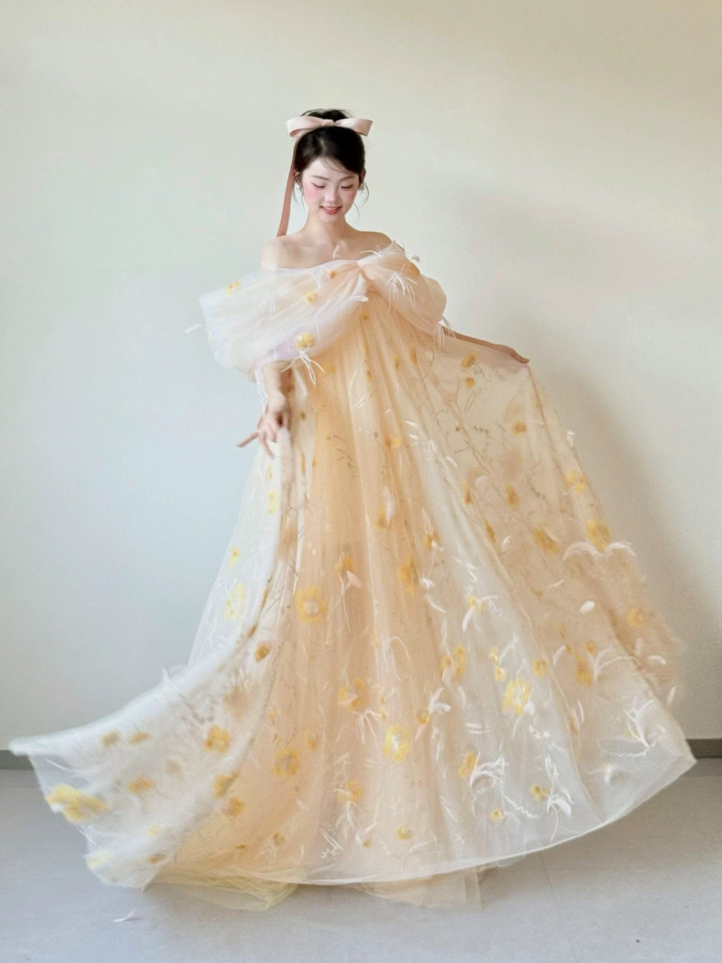 Unique Women's Ball Gown Off The Shoulder Yellow Tulle Maxi Dress Date Night Outfits Semi Formal Prom Dresses RB5184