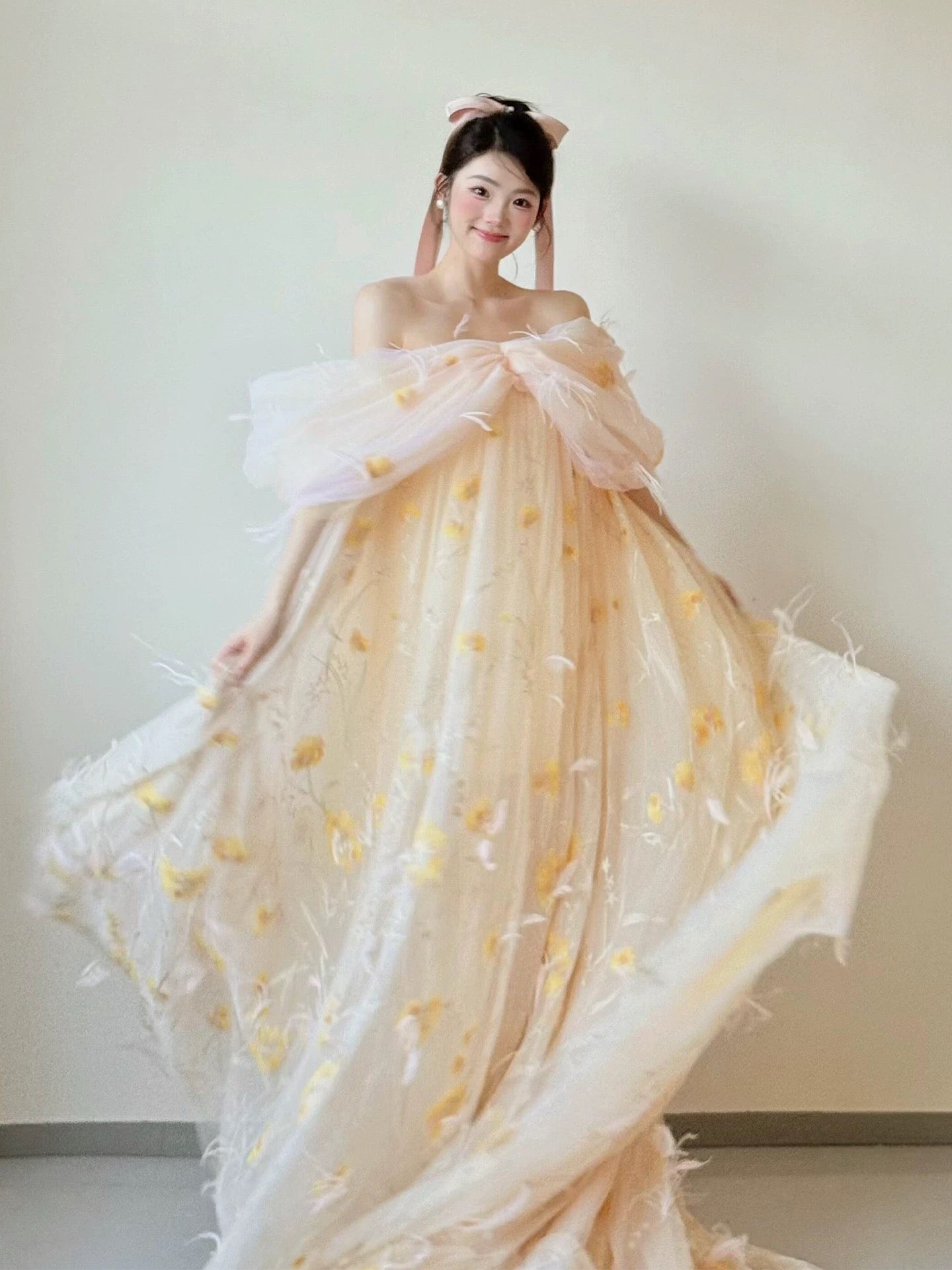Unique Women's Ball Gown Off The Shoulder Yellow Tulle Maxi Dress Date Night Outfits Semi Formal Prom Dresses RB5184