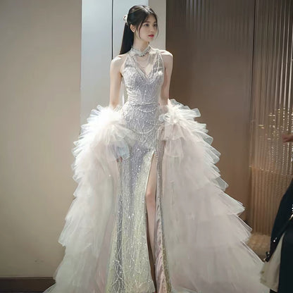 Glitzerndes Meerjungfrauen-Abendkleid mit V-Ausschnitt, silbernen Pailletten und Perlenstickerei, langes Ballkleid, Inspiration für Abend-Outfits RB5201