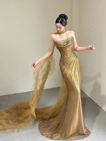 Sparkling Mermaid Strapless Gold Sequin Sleeveless Long Prom Dresses With Scarf For Women N4242