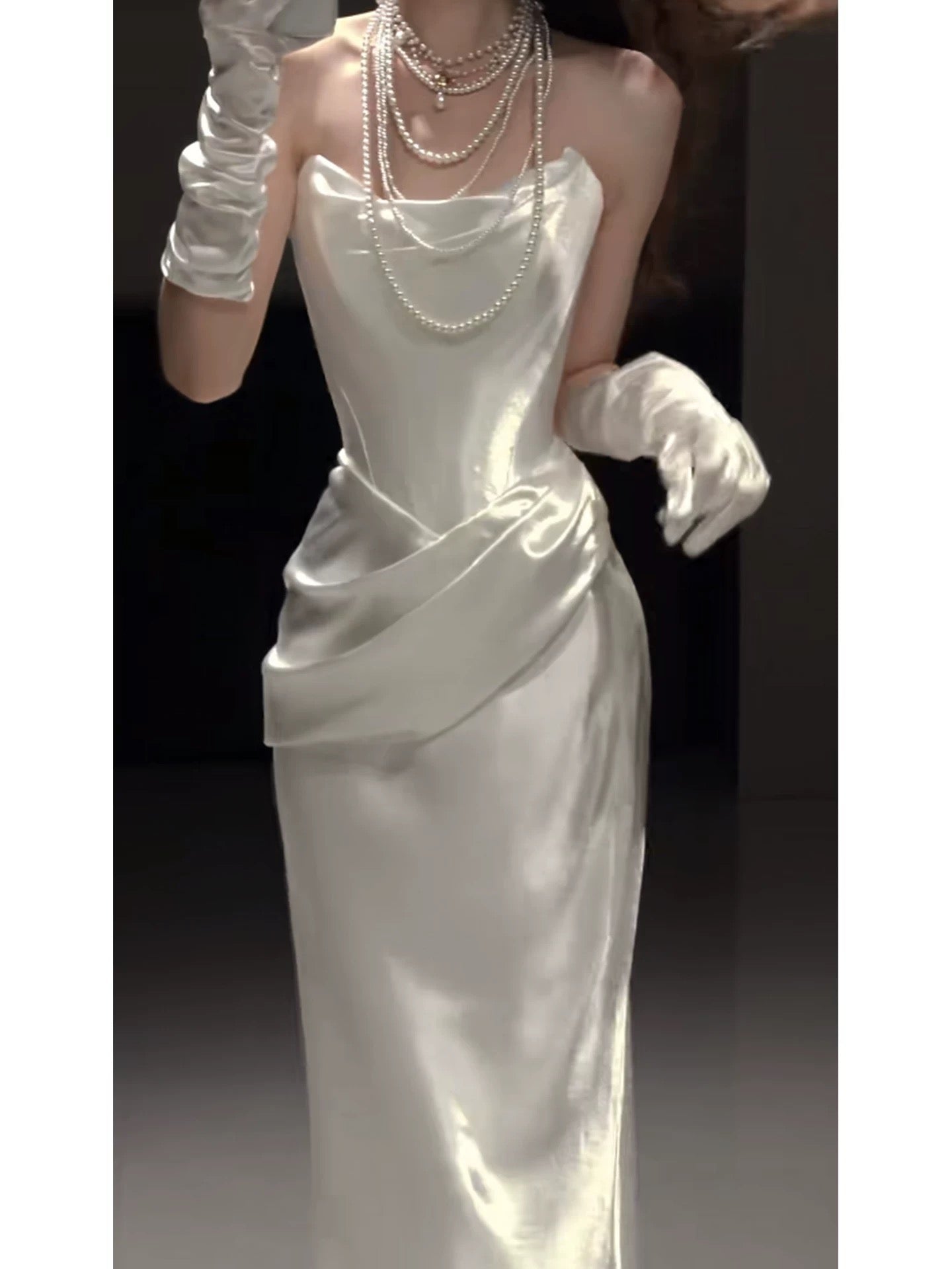French Style Wedding Dresses Mermaid Strapless With Pleated Summer Gloves Wedding Dress N4252