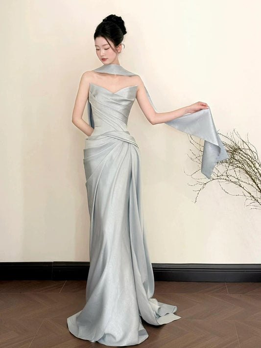 Sexy Meerjungfrau Trägerloses Graues Satin Ärmelloses Abendkleid mit Schal für Damen N4260