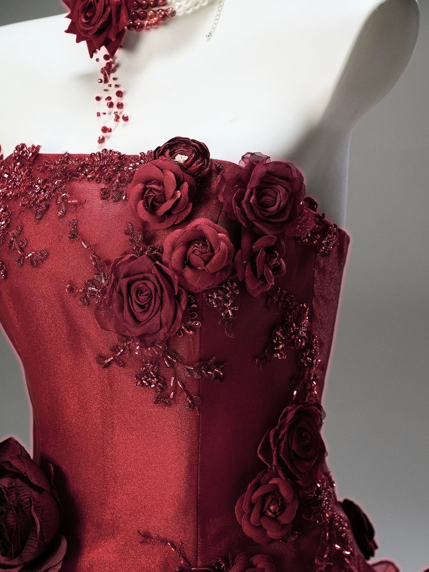 Pretty Ball Gown Strapless Burgundy Sleeveless With Flowers Ruffled Long 15 Quinceanera Dresses Photo Ideas Formal Outfit RB5580