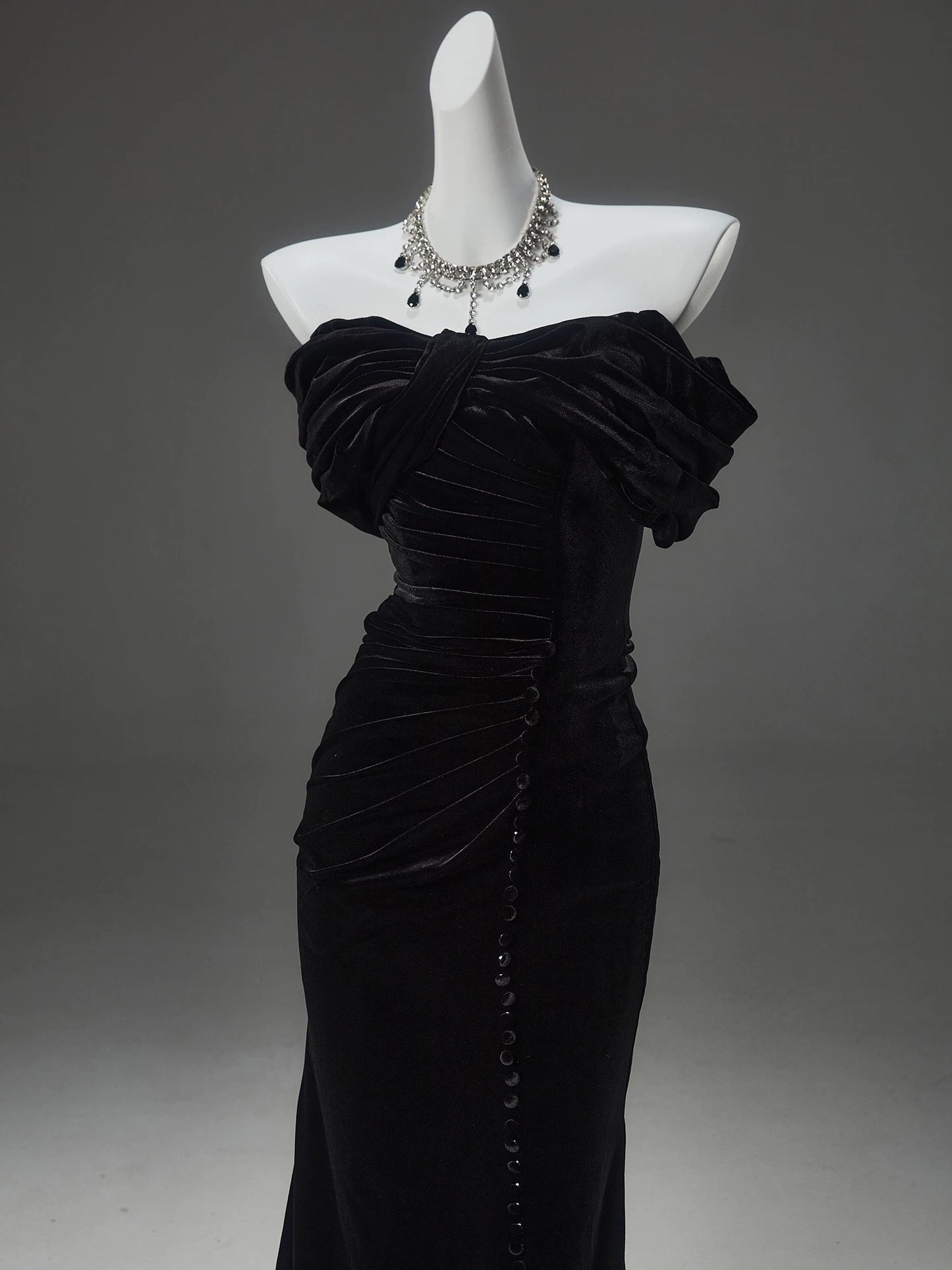 Classy Mermaid Off The Shoulder Black Velvet With Folded Date Night Outfits Semi Formal Prom Gown Evening Dresses RB5585