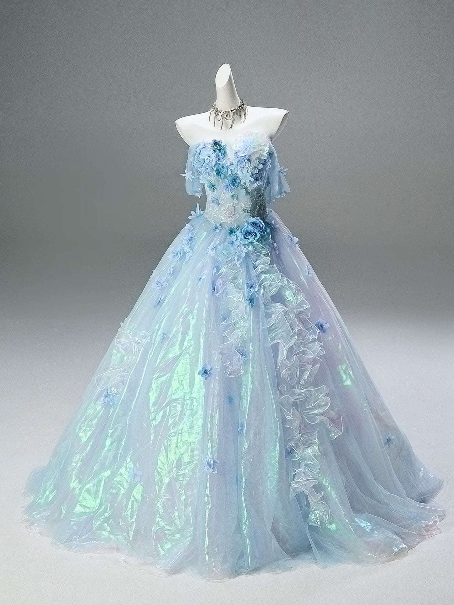 Pretty Ball Gown Off The Shoulder Light Sky Blue Organza With Flowers Ruffled Long 15 Quinceanera Dresses Photo Ideas Formal Outfit RB5587