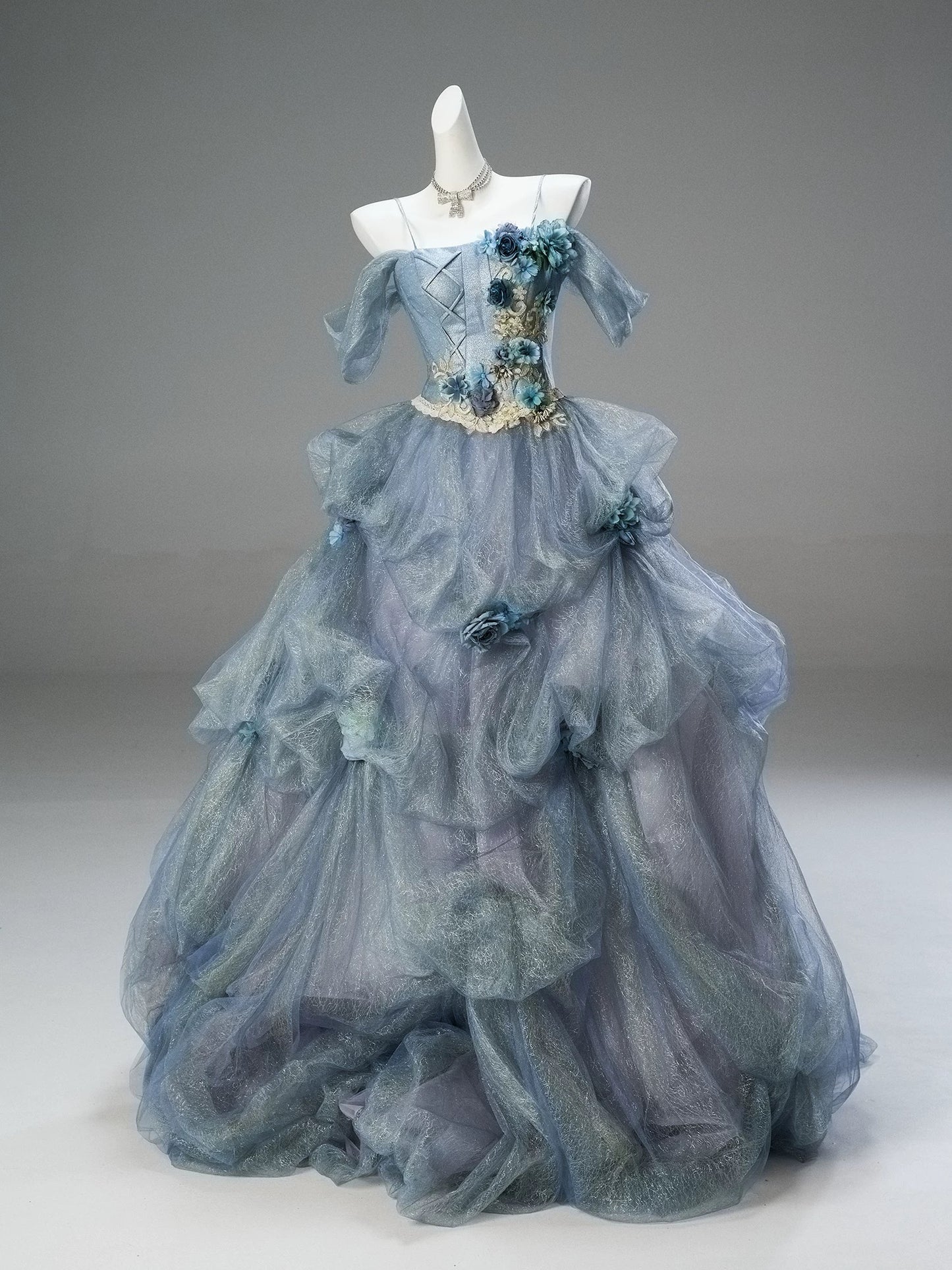 Pretty Ball Gown Off The Shoulder Dusty Blue Organza With Flowers Ruffled Long 15 Quinceanera Dresses Photo Ideas Formal Outfit RB5588