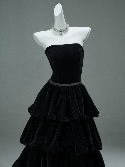Elegant Ball Gown Strapless Black Velvet With Beaded Date Night Outfits Semi Formal Prom Gown Evening Dresses RB5532