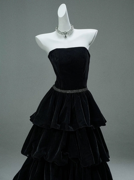 Elegant Ball Gown Strapless Black Velvet With Beaded Date Night Outfits Semi Formal Prom Gown Evening Dresses RB5532
