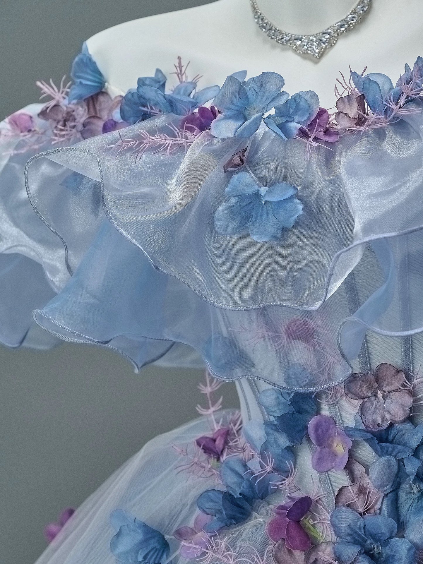 Pretty Ball Gown Off The Shoulder Lilac With Flowers Long 15 Quinceanera Dresses Photo Ideas Formal Outfit RB5527
