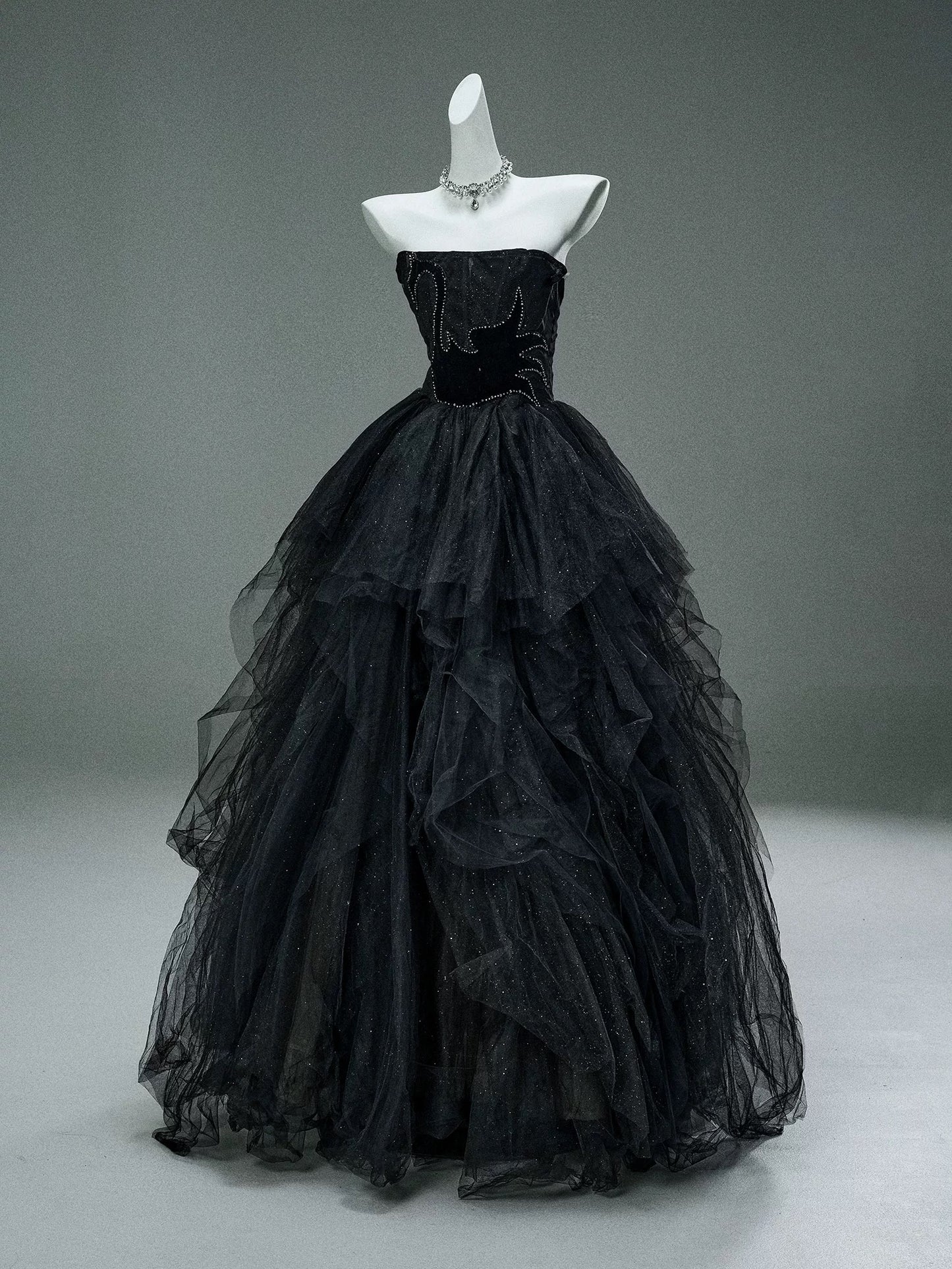 Princess Style Ball Gown Off The Shoulder Black Tulle Long 15 Quinceanera Dresses Photo Ideas Formal Outfit RB5525