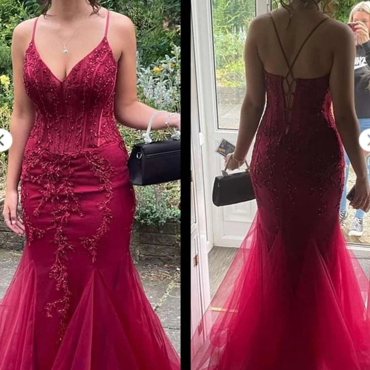 Meerjungfrauen-Abendkleid aus burgunderrotem Tüll mit V-Ausschnitt und Spitze, formelles Abendkleid AB543