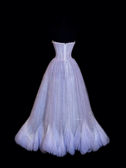 Robe de bal chic sans bretelles lilas avec corsage orné de cristaux perlés - Inspiration robes de soirée formelles - Robes de bal N154