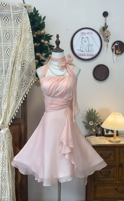 Élégante Robe Courte de Bal de Promo/Soirée en Chiffon Rose Poudré, Coupe Trapèze, Col Halter, Idéale pour Danse/Réunion d'Anciens, Modèle N4596