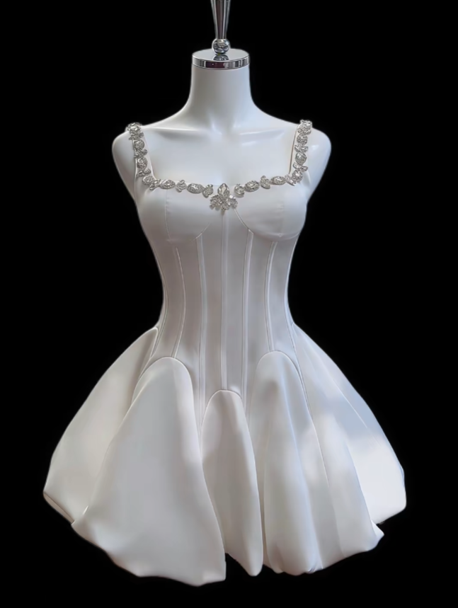 Gorgeous Ball Gowns Square Neck Satin White Mini Senior Short Hoco Gown High School Homecoming Dresses N4648