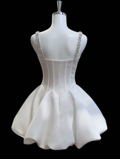 Gorgeous Ball Gowns Square Neck Satin White Mini Senior Short Hoco Gown High School Homecoming Dresses N4648