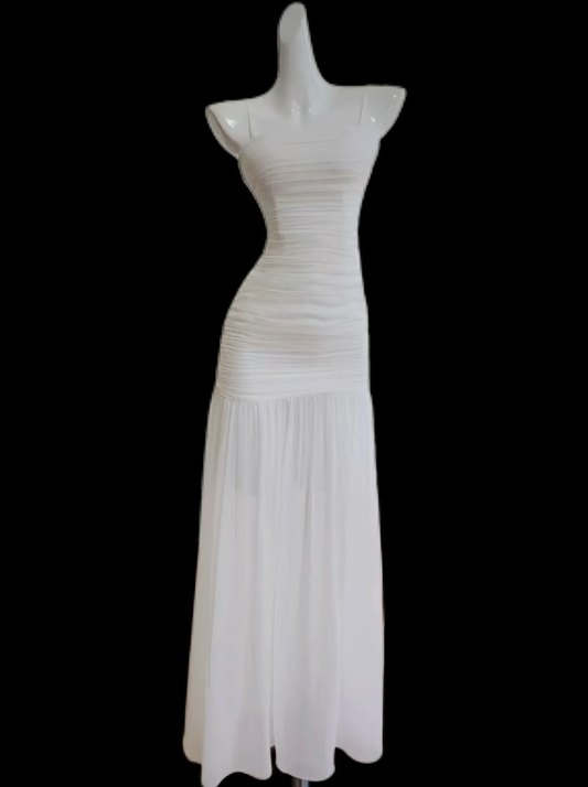 Romantisches Meerjungfrauen-Spaghetti-Träger-Kleid in Weiß – Ideen für lange Damen-Geburtstagskleider, Urlaubs- und Sommeroutfits N4667