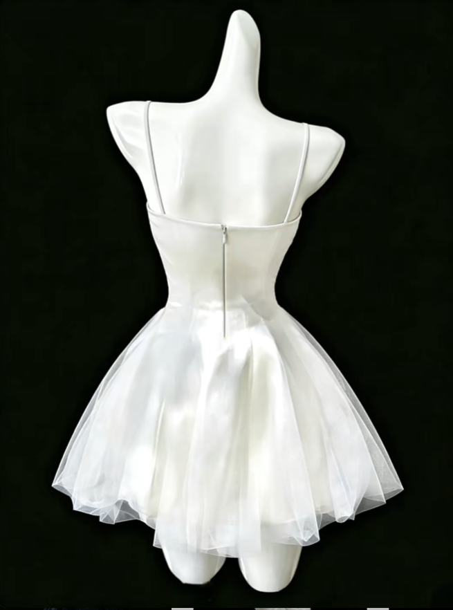 Jolie Mini Robe de Bal de Promo Courte, Ligne A, Bretelles Fines, en Tulle Blanc, Inspiration Senior, Remise de Diplôme, Lycée N4691