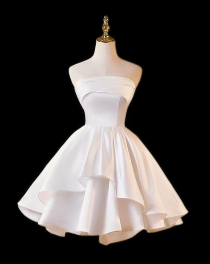 Élégante robe de bal bustier sans manches blanche mini inspiration senior robes courtes de bal de promo N4702
