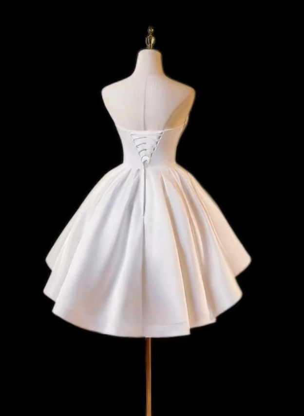 Élégante robe de bal bustier sans manches blanche mini inspiration senior robes courtes de bal de promo N4702