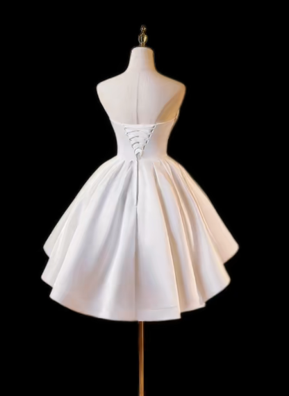 Élégante robe de bal bustier sans manches blanche mini inspiration senior robes courtes de bal de promo N4702