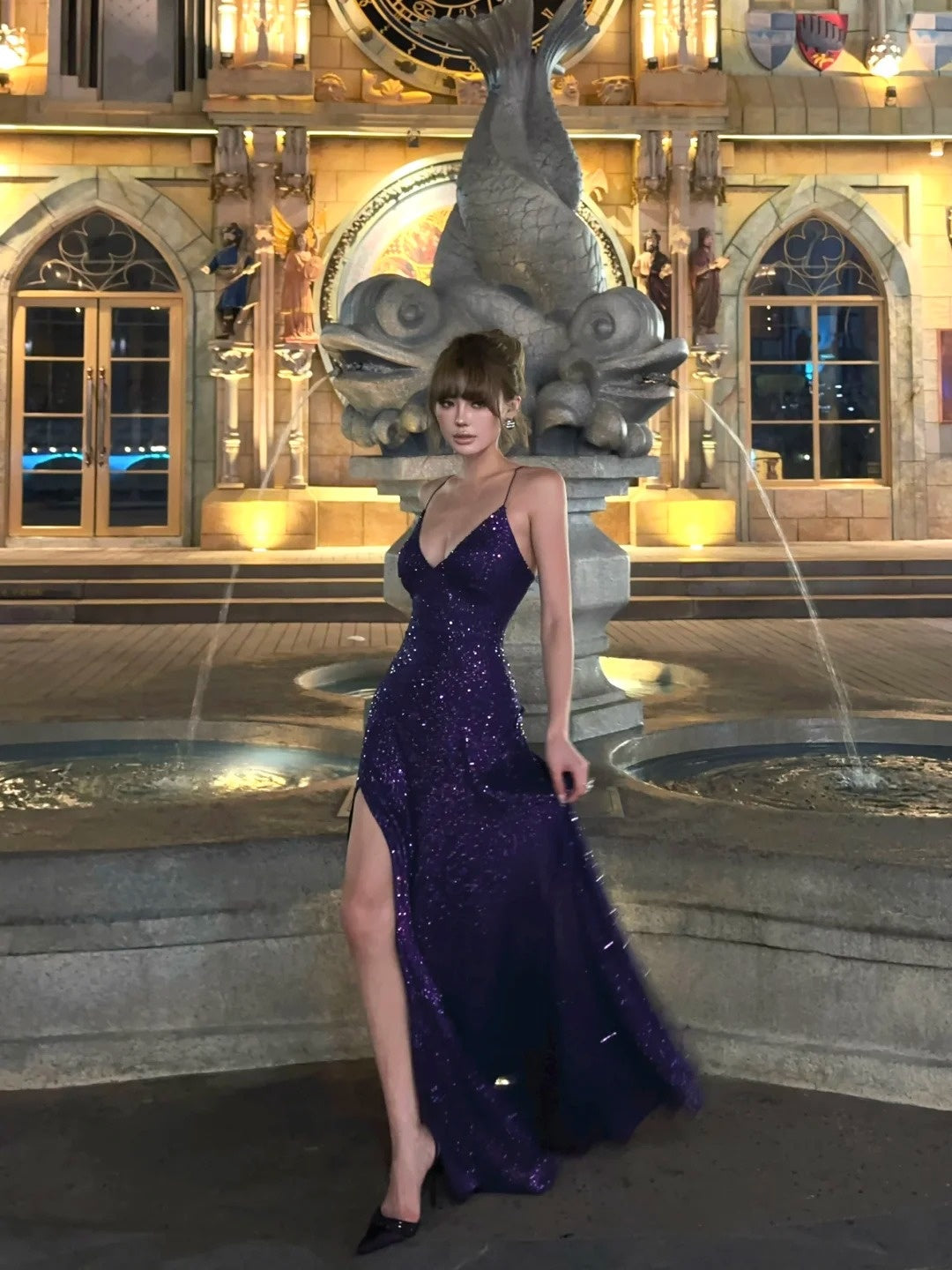 Robe de bal sirène élégante à fines bretelles et sequins violets, longue, idéale pour une fête d'anniversaire de 18 ans (N479)
