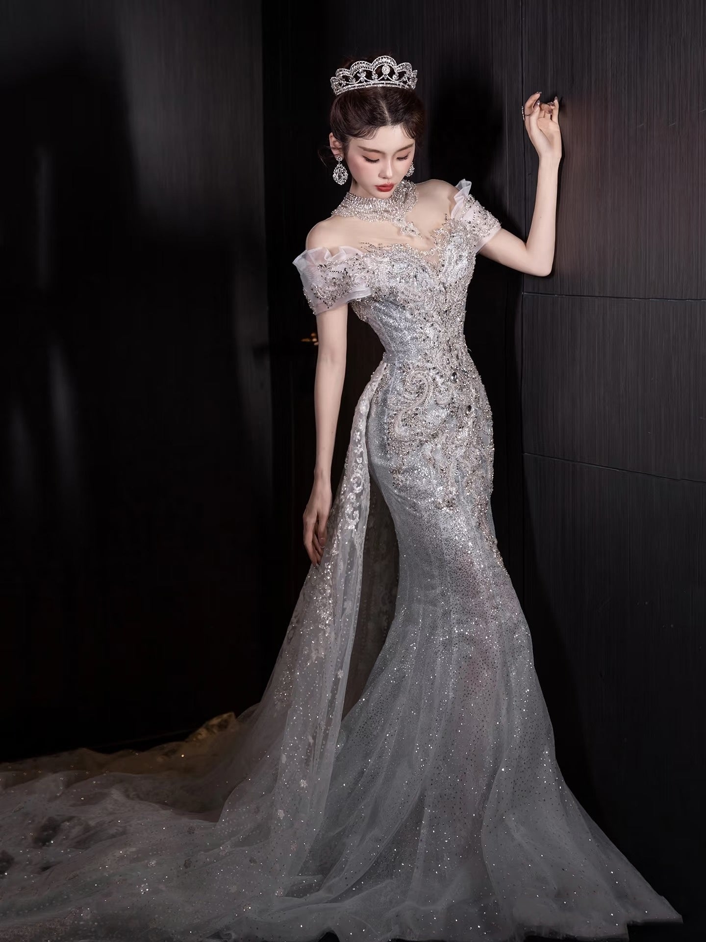 Robe de mariée sirène à épaules dénudées, ornée de sequins et de perles, style conte de fées, coupe ajustée, référence N674
