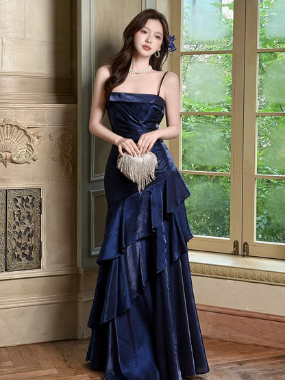 Robe de bal longue sirène bleu roi en satin à fines bretelles, style princesse, idéale pour un 18e anniversaire ou une remise de diplôme (N877)