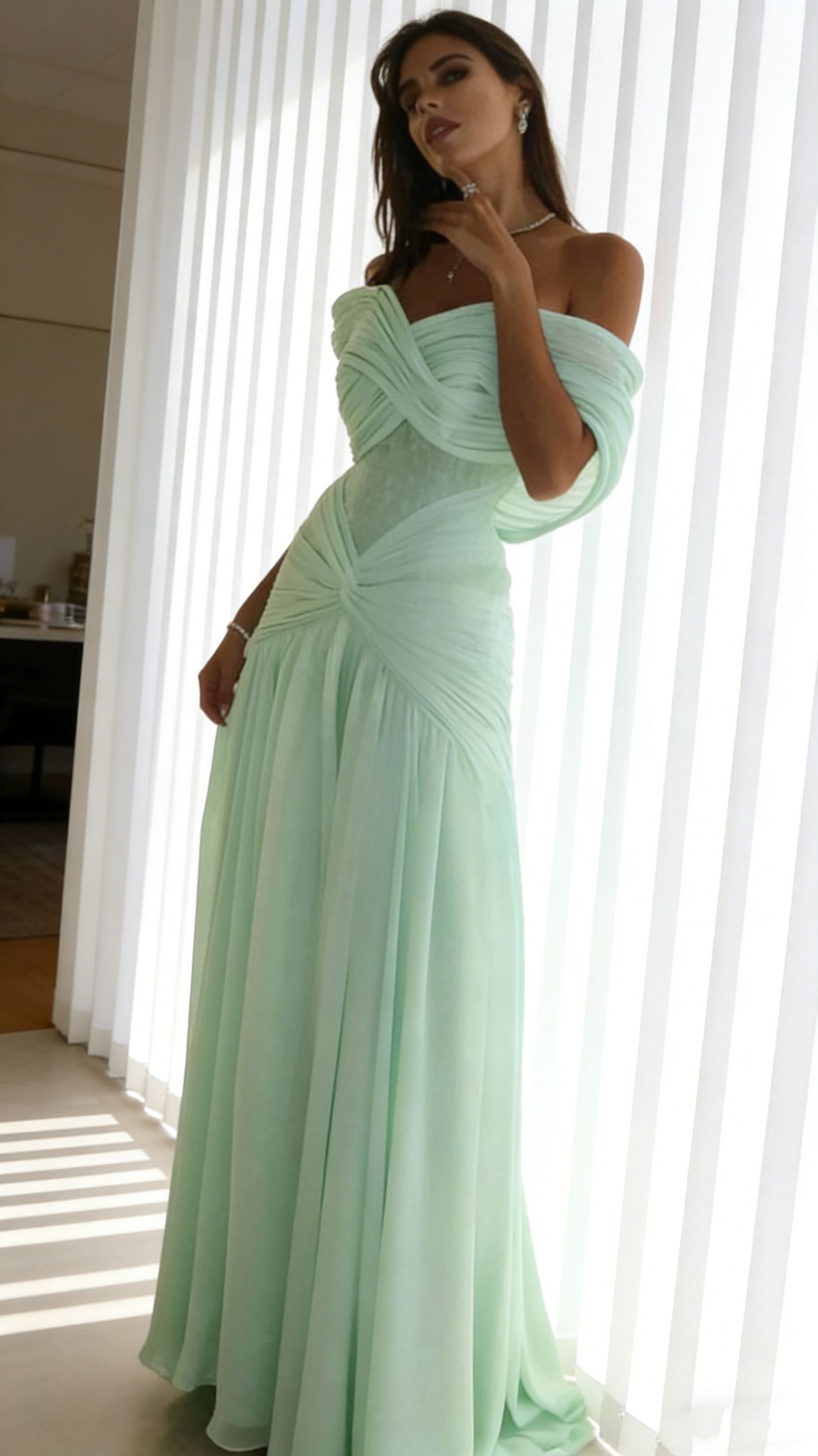 Robe de soirée personnalisée en mousseline bleu clair, coupe sirène sexy, décolleté cœur, épaules dénudées, style célébrité, robe d'invitée de mariage N897